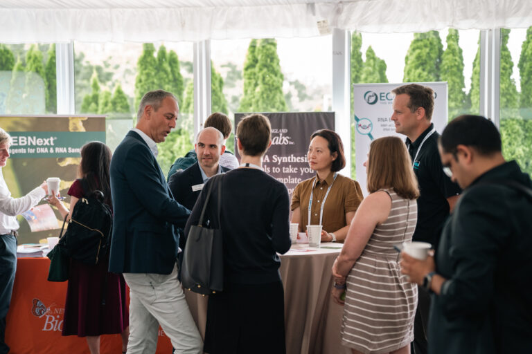 Network-With-Decision-Makers-768x512-1-2 (1)